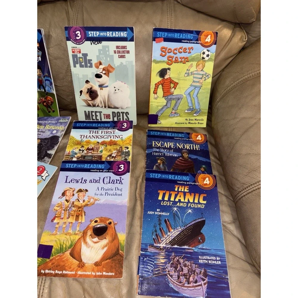 Lot 20 Level 1, 2, 3 & 4 Step Into Reading home school children's books